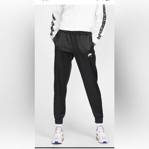 Women’s Nike Black SATIN Track Pants XL